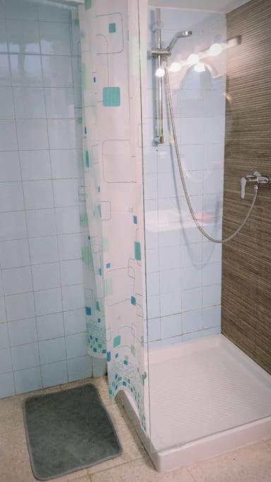 Habitaciones Comodas تافيرنيس دي فالدينيا المظهر الخارجي الصورة